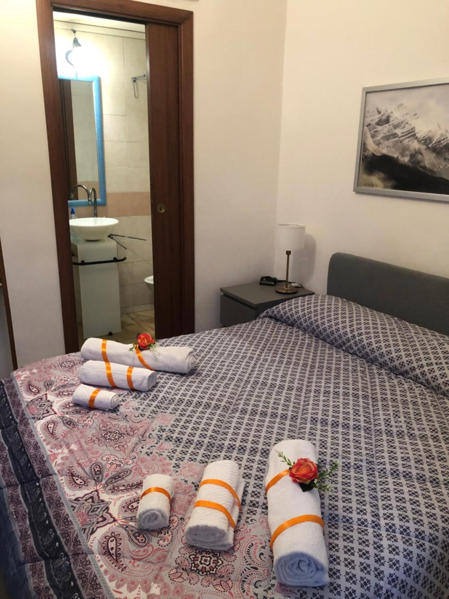 La Finestra Di Umberto Vicino Al Centro Con Parcheggio Privato Bed & Breakfast Витербо Екстериор снимка
